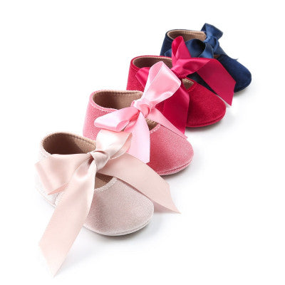 حذاء بناتي لحديثي الولادة حذاء مشاية لأول مرة حذاء بربطة فراشية للأميرة مصنوع من المطاط ومضاد للانزلاق حذاء للأطفال