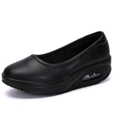 حذاء نسائي مسطح للممرضات مصنوع من جلد البولي يوريثان حذاء رياضة نسائي بدون كعب حذاء نسائي مسطح للخريف مقاس 35-42