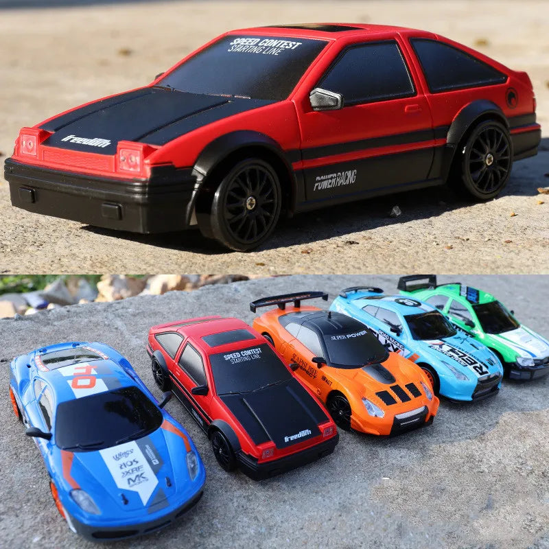 سيارة Drift RC بسرعة عالية 2.4G 4WD نموذج AE86 للسيارات المتحكمة عن بعد هدية عيد الميلاد للأطفال