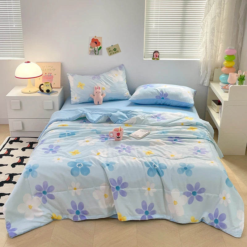 لحاف صيفي بنمط زهور 150x200 لحاف مريح بحجم كوين غطاء سرير لحاف مبطن لحاف منزلي (No Pillowcase)